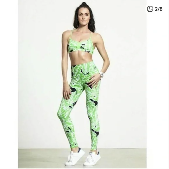 ALO Yoga Kids Leaf Print Leggings - Picture 2 of 3